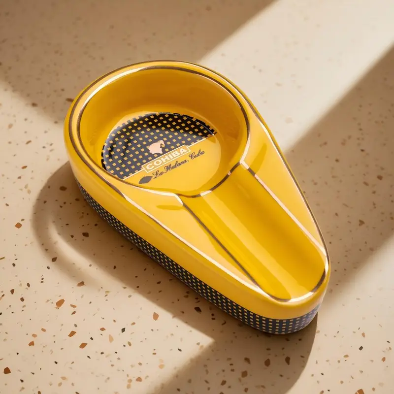 a6ffdf78b5f547a6987b48bef064ee3b-goods Cohiba porcelán hamutál - Image 1